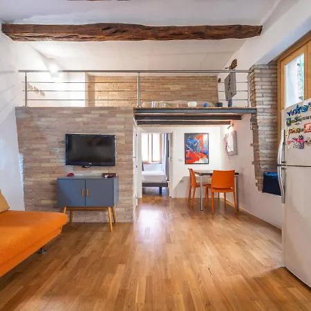 Angelina Vacation Ever شقة